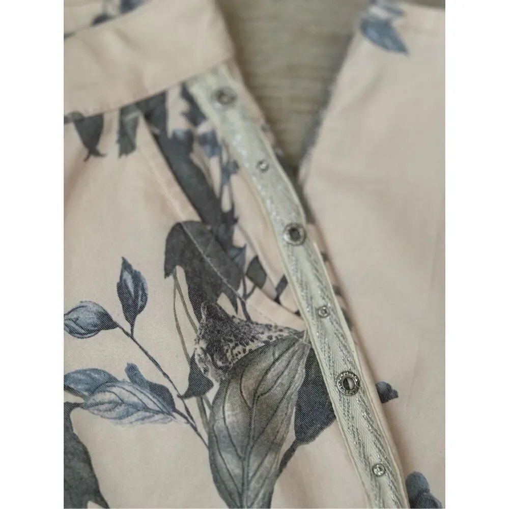 Frank Lyman Design Collection Embellished Blue Floral Print Jeans, Size M, NWT - Picture 2 of 8